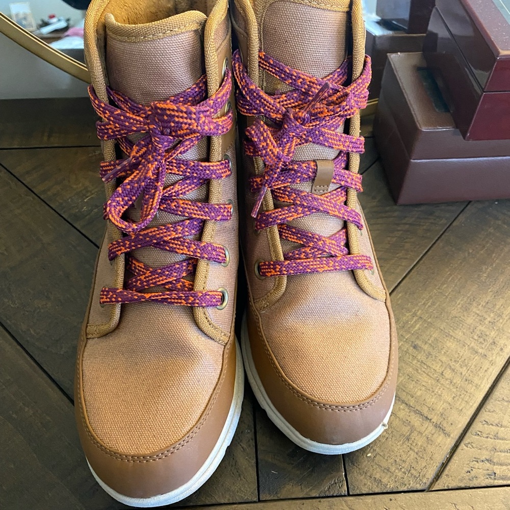 SOREL BOOTS